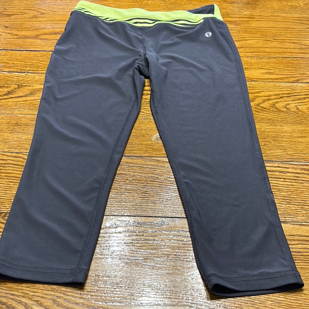 Standingtree brand Capri legging.  Size large, gray & yellow.  Good condition.